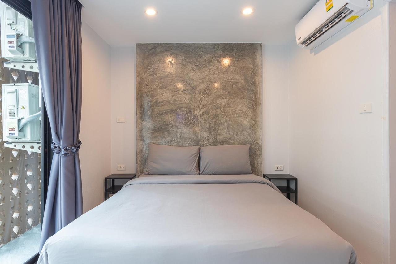 Хостел Minimal House Patong (Adults Only) Екстер'єр фото