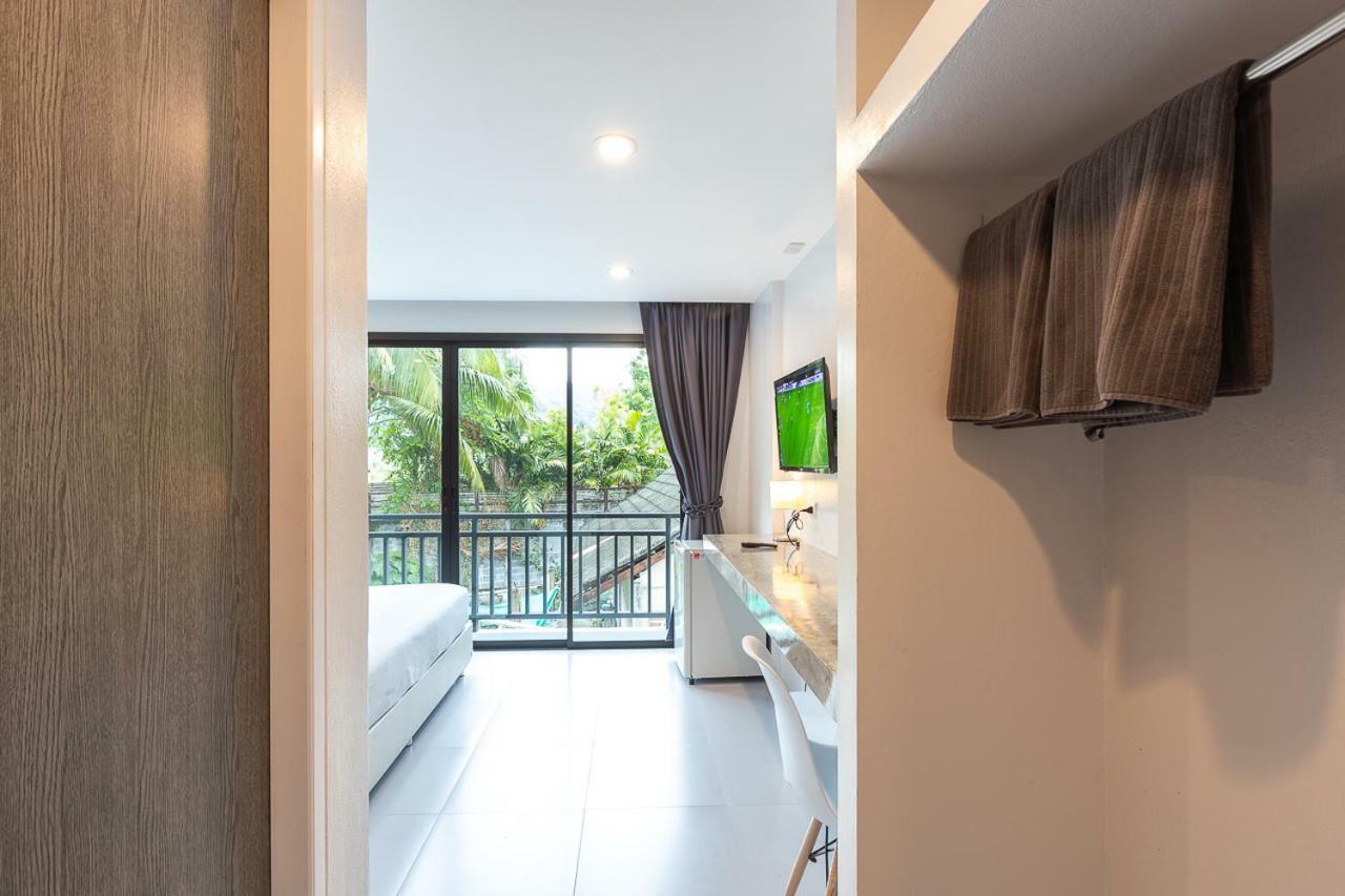 Хостел Minimal House Patong (Adults Only) Екстер'єр фото