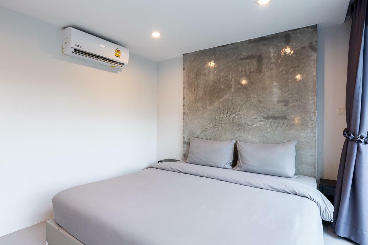 Хостел Minimal House Patong (Adults Only) Екстер'єр фото